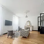 Апартаменты Taylor 8 По