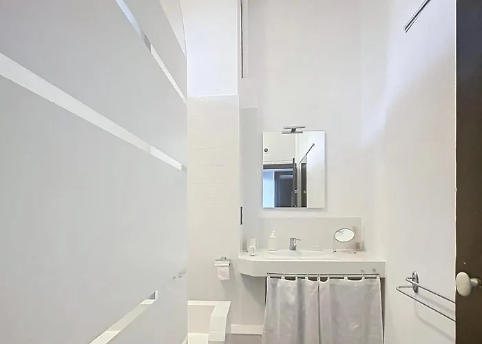 Taylor 8 Apartmán Pau